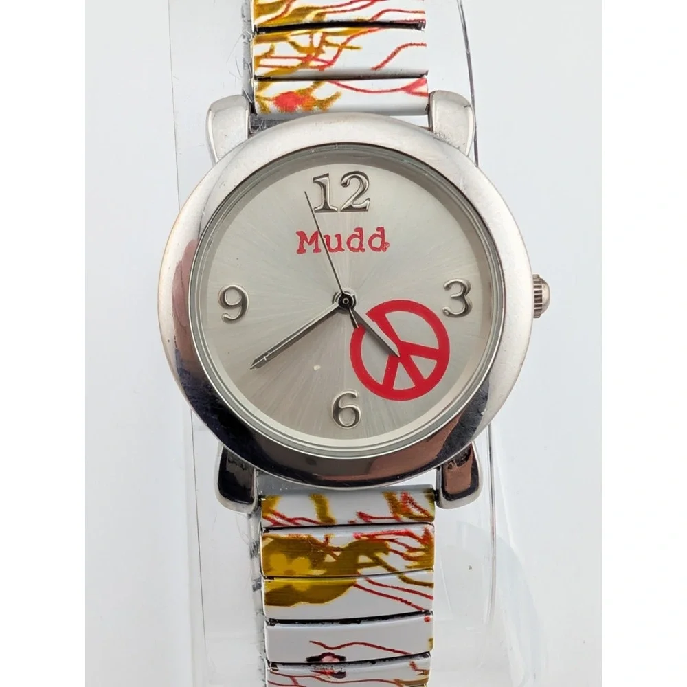 Mudd Watch Women 30mm Case Peace Sign‎ Dial Butterfly Stretch Band- New Battery